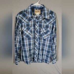 Wrangler pearl snap plaid shirt